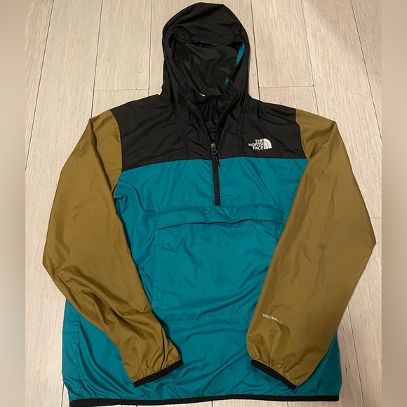 the north face halfzip windbreaker - Picture 2 of 4